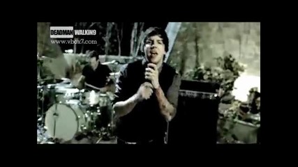 + Превод! Simple Plan - Your Love Is A Lie 