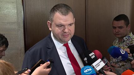 Пеевски: Кабинетът казва, че до обяд проблемите на зърнопроизводителите ще бъдат решени