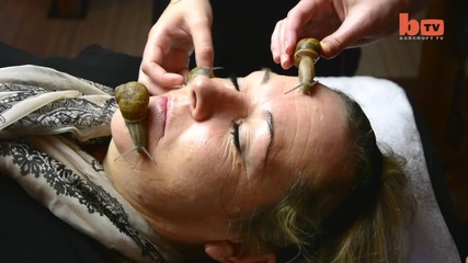Лечение с охлюви за красота - Snail Facial Latest Skin Care Craze In Uk