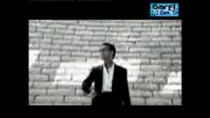 Mustafa Sandal - isyankar