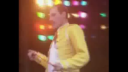 Live At Wembley - Part 03