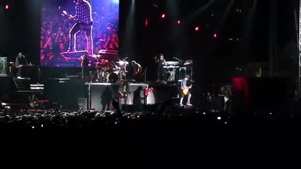 Guns n' Roses - Sweet Child O' Mine, Live @ Bucharest - Chinese Democracy World Tour 21.09.2