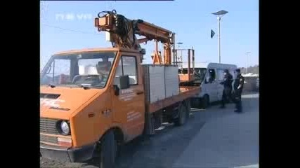 Акция срещу незаконни постройки доведе до сблъсъци и арести в Несебър 