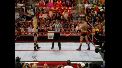 Wwe Raw 14.07.08 - Beth Phoenix Vs Santino Marella
