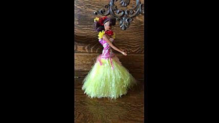 Hawaiian Dancing Doll on ebayvia torchbrowser.com
