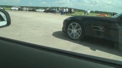 Mercedes Sls Amg vs Audi R8