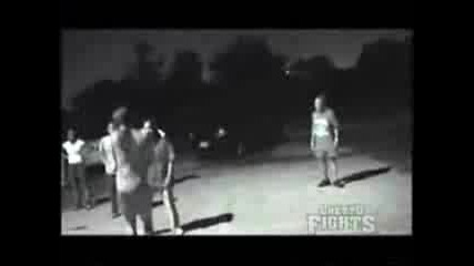 Ghetto Fights - Girls In Parking Lot