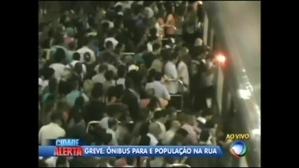 Хаос заради стачка на шофьорите на автобуси в Сао Паоло