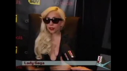 Lady Gaga At Best Buy Promoting The Fame Monster 