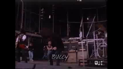 Monsters of Rock, Live In Moscow 91, Est intro 