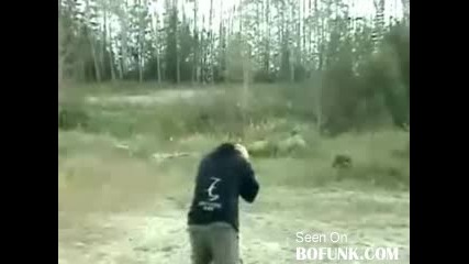Двама Тъпанари+пушка=болка