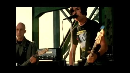 Simple Plan - Welcome To My Life (official Video)