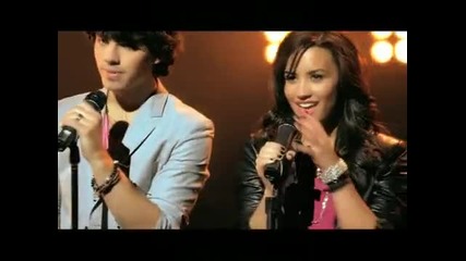 Demi, Selena, Miley and Jb - Send It On