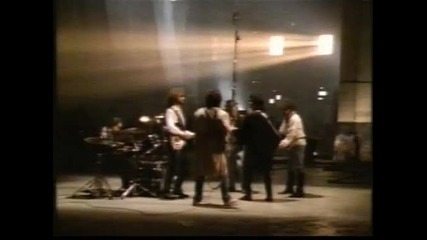 Traveling Wilburys - Handle With Care 