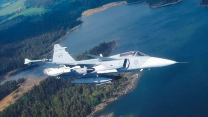 Многоцелеви Изтребител Jas 39 Gripen - в Снимки и Музика 