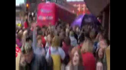 Mileyworld - Backstage with Miley.avi