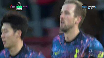 Кейн изравни от дузпа, Саутхемптън остана с 10 човека