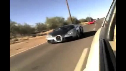 улична гонка между Infiniti G35 и Bugatti Veyron 