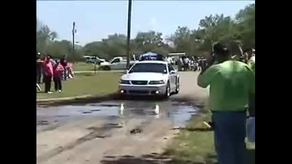 Ford Mustang Burnout