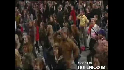 Cool Belgium Train Station Dance
