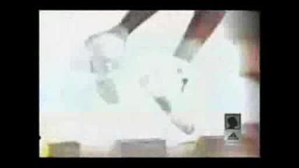 Kobe Bryant - невероятни забивки