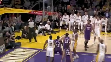 Kobe Bryant Alley-oop To Himself Against The Backboard!