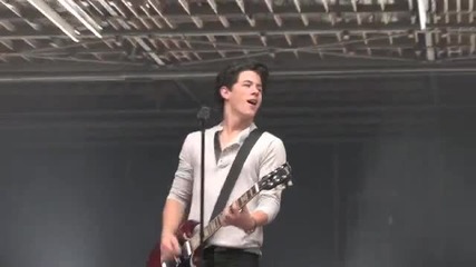 Jonas Brothers - Paranoid Video - Behind the Scenes
