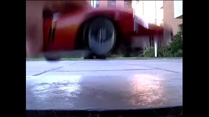 Моето Ферари Откраднаха Докато Го Мия 
