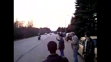 Трабант Скъсва Трабант