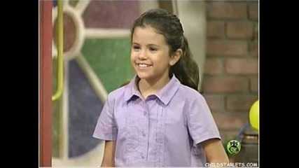 Selena Gomez Singing Cry and Somewhere Over The Rainbow 
