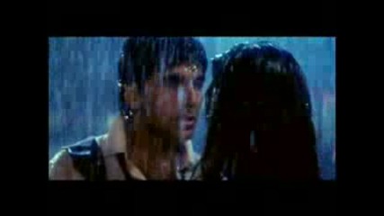 kajol kissing Akshay Kumar