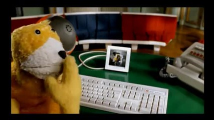 Mr Oizo Flat beat official video directed by Quentin Dupieux with Flat Eric