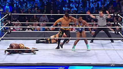 Big E & Kofi Kingston vs. Los Lotharios: SmackDown, Feb. 4, 2022