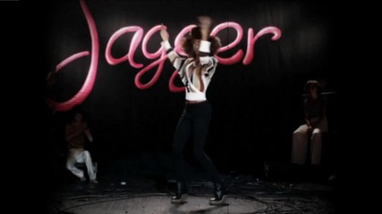 (официално видео + превод) Maroon 5 ft. Christina Aguilera - Moves Like Jagger