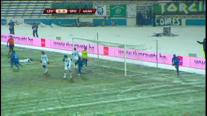 Левски - Спортинг 1 - 0 гол на Младенов 