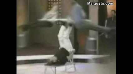 Човек С Яки Крака