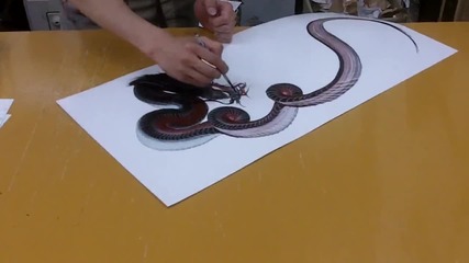 Японец рисува дракон