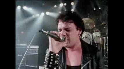 Iron Maiden - Women In Uniform (1980)