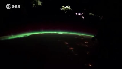 6 земни месеца за 6 минути ..снимал космонаффт Alexander Gerst
