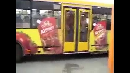 Руснаци се Заяждат с Рейсаджия