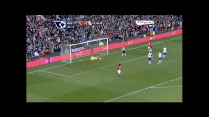 Manchester United 3 - 0 Fulham - Блестящ Бербатов бележи за Юнайтед 