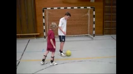 nai - trudnite futbolni trika 2