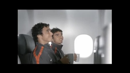 Бербатов, Рууни и Нани в реклама на Manchester United 