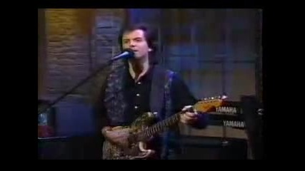 Yes - Walls - Стени