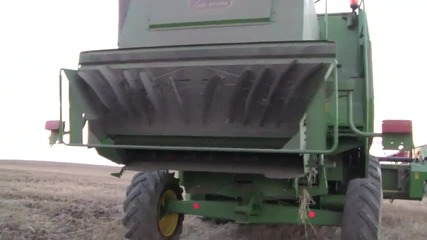 Комбайн 2010 John Deere 2264 