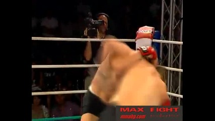 Никола Дипчиков срещу Георги Тодорчев Видео Max Fight 23 - професионални състезания по Мма