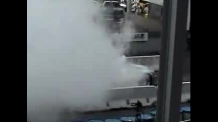 Chrysler SRT - 8 Burnout