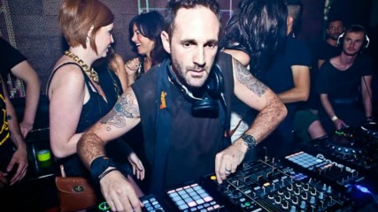Darius Syrossian - Essential Mix Bbc Radio1 24-sep-2016