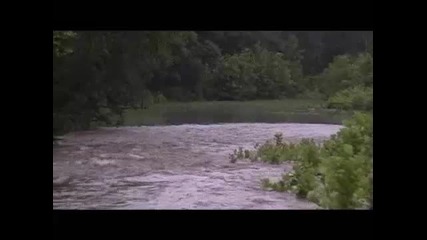 Преливаща река