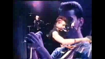 Depeche Mode - Shout ( Hamburg , 1984 ) [high quality]